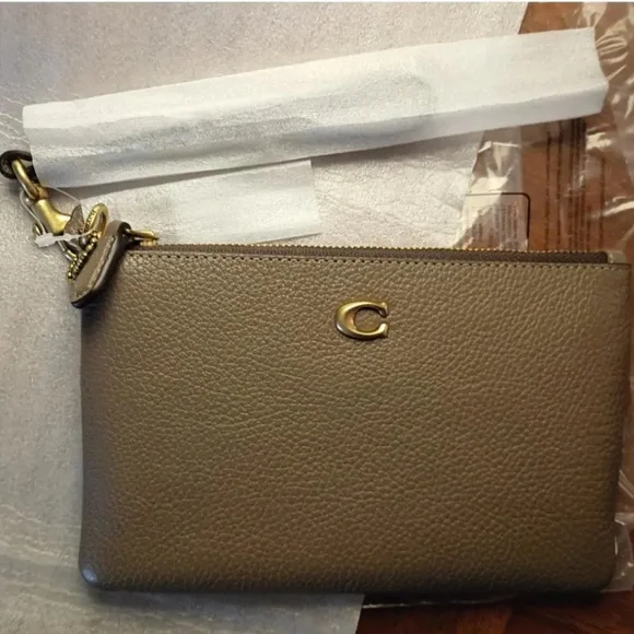 Coach essential wristlet Wallet - Picture 3 of 13